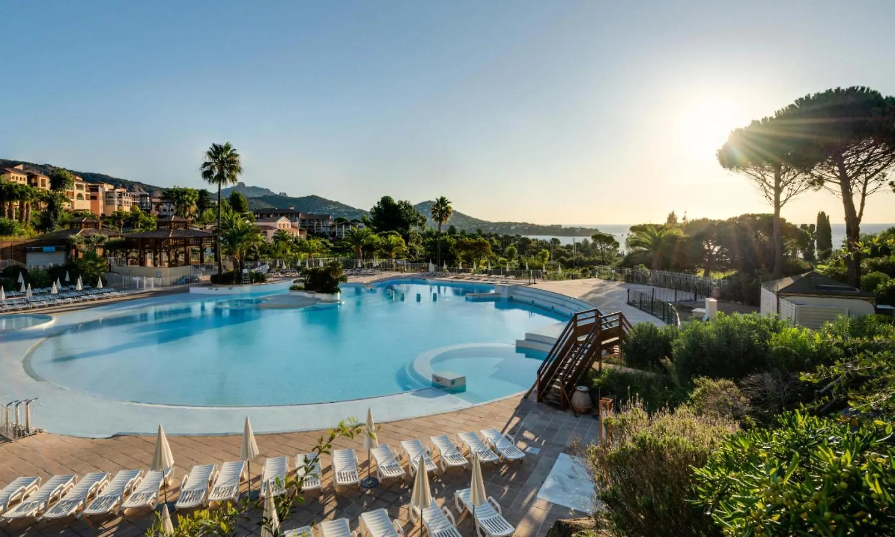 Residence Le Hameau De Cap Esterel - Maeva Home - Appartement 2 Pieces 5 Personnes Confort - Vue Mer Mae-5833 Saint-Raphael  France